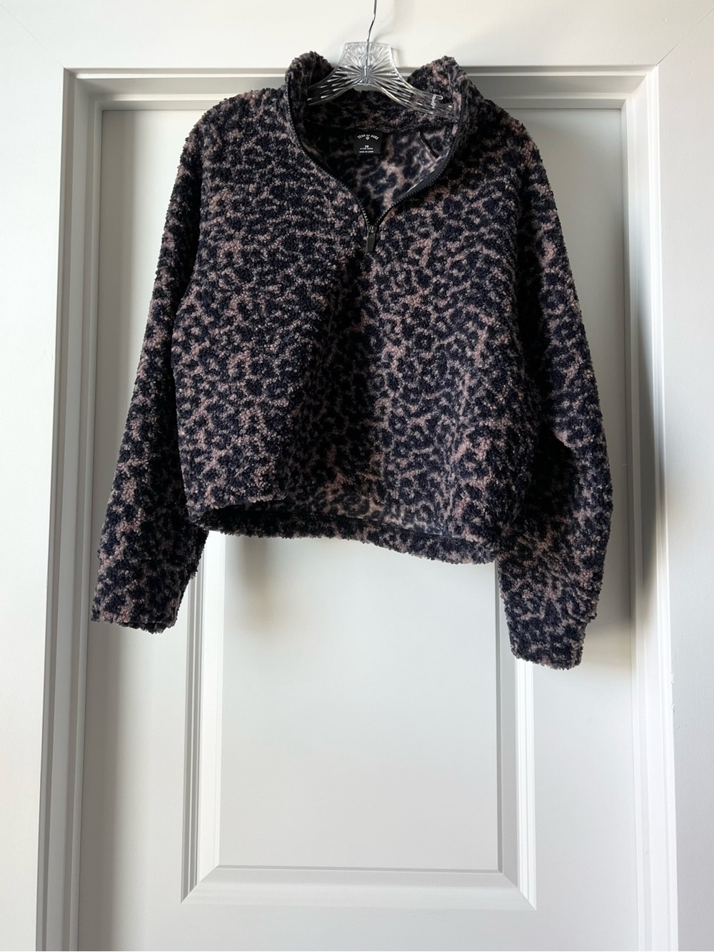 Year of Ours x Barry’s womens cropped fleece Cozy Half-Zip Jacket BRAND NEW